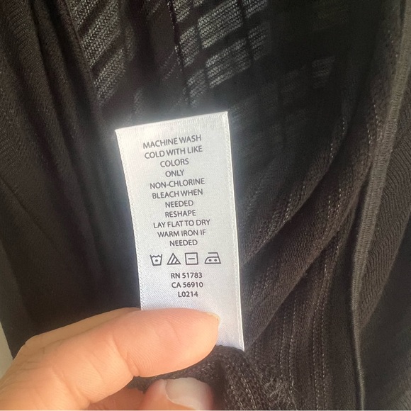 ❌donated❌ Sleeveless Cardigan Open Swing Tank cover up racerback - Picture 7 of 9